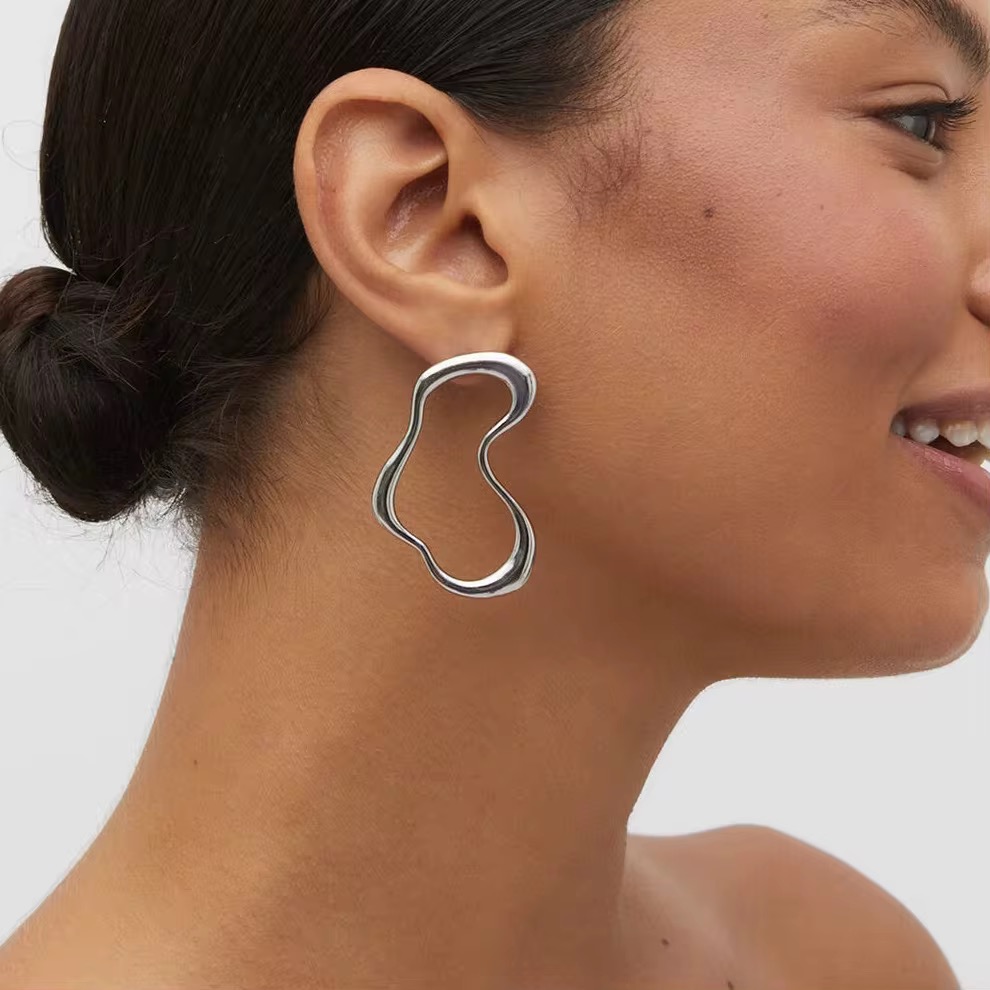 Special Irregular Line Stud Earrings Women Exaggerated 18K